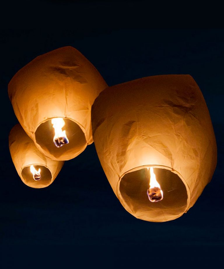DOBO 20 Lanterne Volanti Cinesi Colori Misti – Mongolfiere Di Carta Per Matrimoni E Feste – Biodegradabili